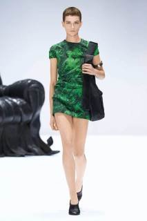 00026-acne-studios-fall-2024-ready-to-wear-credit-gorunway.jpg