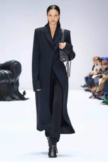 00037-acne-studios-fall-2024-ready-to-wear-credit-gorunway.jpg