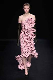 00022-valentino-spring-2023-couture-credit-gorunway