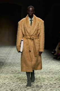 00005-bottega-veneta-fall-2023-ready-to-wear-credit-gorunway