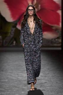 00001-chanel-spring-2024-ready-to-wear-credit-gorunway