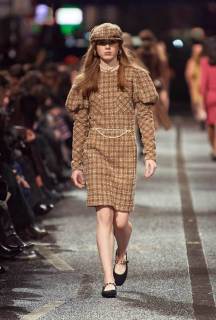 chanel_look-017_2023-24-metiers-dart-collection-LD