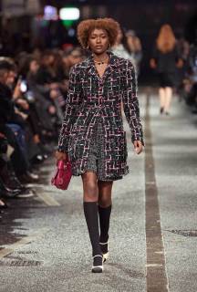 chanel_look-028_2023-24-metiers-dart-collection-LD