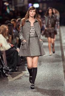 chanel_look-044_2023-24-metiers-dart-collection-LD