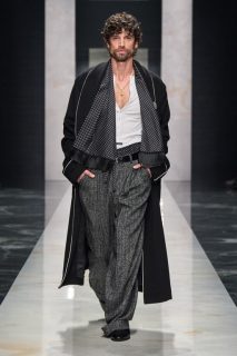 DG_MEN_SHOW_FALL_WINTER_2026__PHOTO_GORUNWAY_LOOK_005_1024x768