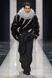 DG_MEN_SHOW_FALL_WINTER_2026__PHOTO_GORUNWAY_LOOK_008_1024x768