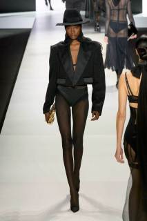 00010-dolce-and-gabbana-spring-2024-ready-to-wear-credit-gorunway