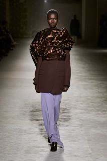 00067-dries-van-noten-fall-2024-ready-to-wear-credit-gorunway.jpg