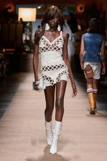 00021-dsquared2-spring-2024-menswear-credit-gorunway