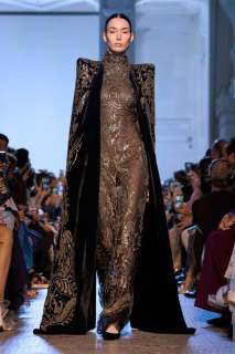 00033-elie-saab-fall-2023-couture-credit-gorunway