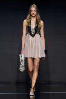 00008-emporio-armani-spring-2024-ready-to-wear-credit-gorunway