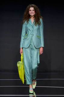 00030-emporio-armani-spring-2024-ready-to-wear-credit-gorunway