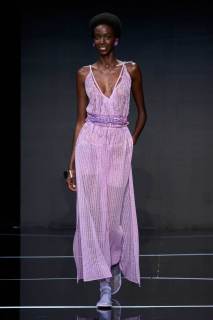 00062-emporio-armani-spring-2024-ready-to-wear-credit-gorunway