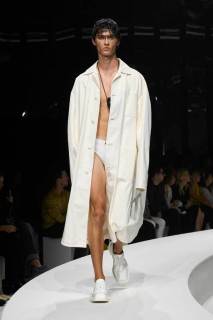 00005-ferrari-spring-2024-ready-to-wear-credit-gorunway