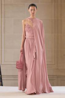 00042-giambattista-valli-2025-ready-to-wear-credit-gorunway.jpg