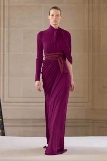 00047-giambattista-valli-2025-ready-to-wear-credit-gorunway.jpg