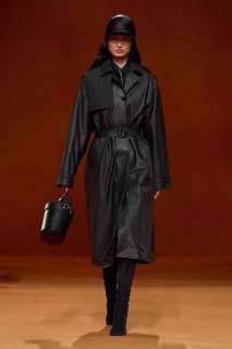00042-hermes-fall-2023-ready-to-wear-credit-gorunway