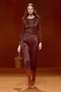 00057-hermes-fall-2023-ready-to-wear-credit-gorunway
