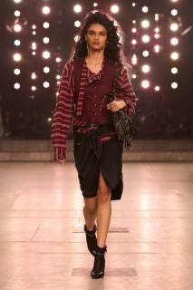 00015-isabel-marant-fall-2025-ready-to-wear-credit-gorunway.jpg