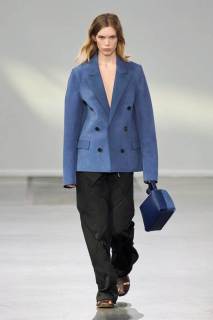 00002-jw-anderson-spring-2024-ready-to-wear-credit-gorunway