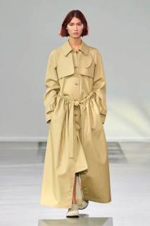 00020-jw-anderson-spring-2024-ready-to-wear-credit-gorunway