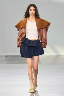 00026-jw-anderson-spring-2024-ready-to-wear-credit-gorunway