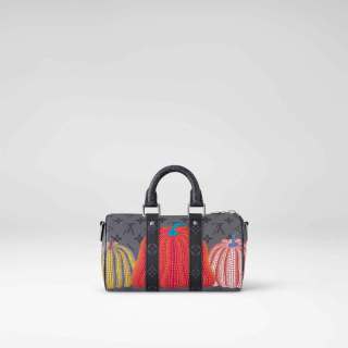 Keepall-25-in-Monogram-Eclipse-Reverse-canvas-with-Pumpkins-print-Louis-Vuitton-x-Yayoi-Kusama-32