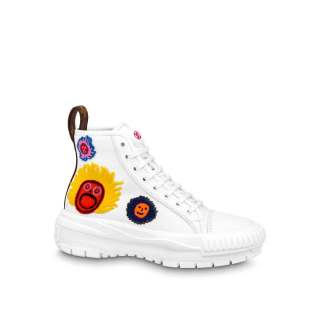 Louis-Vuitton-x-Yayoi-Kusama-LV-Squad-sneaker-boot-in-coton-canvas-with-Faces-embroideries