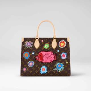 Louis-Vuitton-x-Yayoi-Kusama-OnTheGo-MM-in-Monogram-canvas-with-Faces-print-and-embroideries