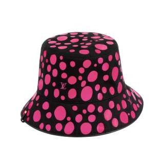 Louis-Vuitton-x-Yayoi-Kusama-Reversible-cotton-bucket-hat-with-printed-Infinity-Dots-and-Pumpkins-Embroidery-4