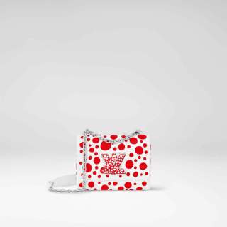 Louis-Vuitton-x-Yayoi-Kusama-Twist-PM-in-white-Epi-leather-with-Infinity-Dots-print-and-enameled-lock