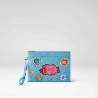 Pochette-To-Go-in-Taurillon-Monogram-with-Faces-print-and-embossing-Louis-Vuitton-x-Yayoi-Kusama