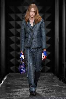 00031-louis-vuitton-fall-2023-ready-to-wear-credit-gorunway