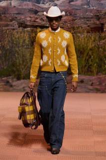 00045-louis-vuitton-fall-2024-menswear-credit-gorunway