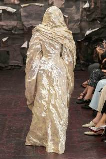 00011-maison-margiela-fall-2025-couture-credit-gorunway.jpg