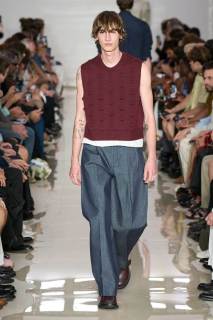 00005-neil-barrett-spring-2025-menswear-credit-gorunway.jpg