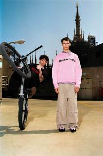 00002-msgm-spring-2026-menswear-credit-brand.jpg