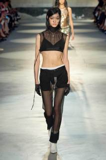 00024-no21-spring-2024-ready-to-wear-credit-gorunway