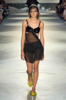 00027-no21-spring-2024-ready-to-wear-credit-gorunway