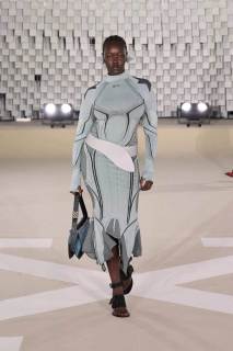 00020-off-white-fall-2025-ready-to-wear-credit-gorunway.jpg