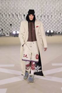 00039-off-white-fall-2025-ready-to-wear-credit-gorunway.jpg