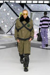 00044-off-white-fall-2024-ready-to-wear-credit-gorunway.jpg