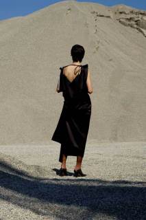 00002-quira-spring-2024-ready-to-wear-credit-brand