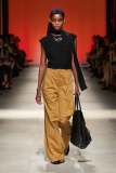 00045-Salvatore-Ferragamoi-RTW-Spring-22-Milan-credit-Gorunway