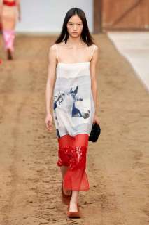 00056-stella-mccartney-fall-2023-ready-to-wear-credit-gorunway