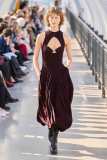 00002-stella-mccartney-fall-2022-ready-to-wear-paris-credit-gorunway