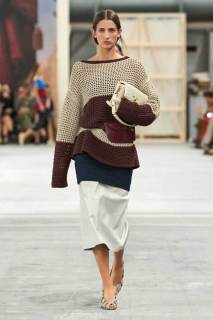 00011-tods-spring-2024-ready-to-wear-credit-gorunway