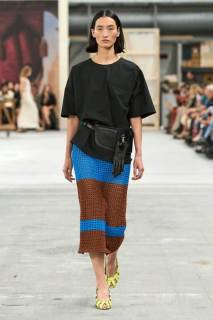 00012-tods-spring-2024-ready-to-wear-credit-gorunway