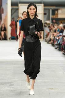 00013-tods-spring-2024-ready-to-wear-credit-gorunway