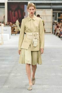 00026-tods-spring-2024-ready-to-wear-credit-gorunway
